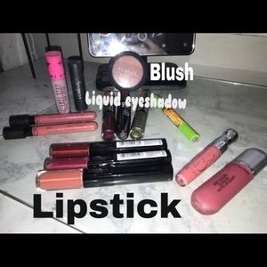 Makeup bundle